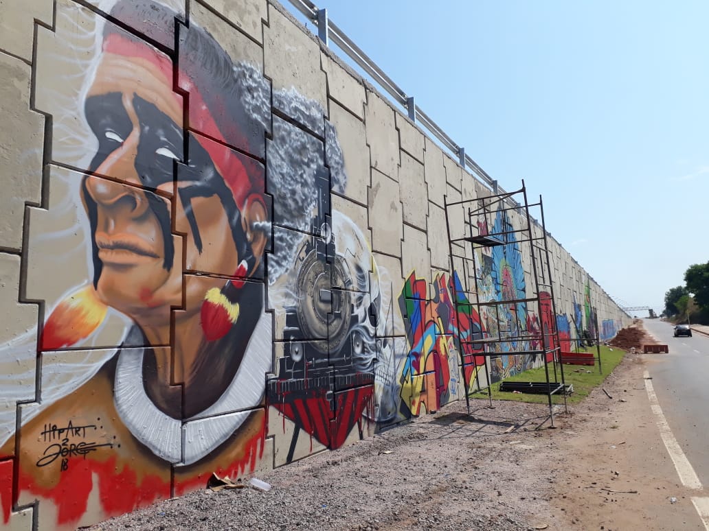 ARTE DE RUA: Funcultural diz que o Município não foi avisado sobre a pintura cobrindo os grafites
