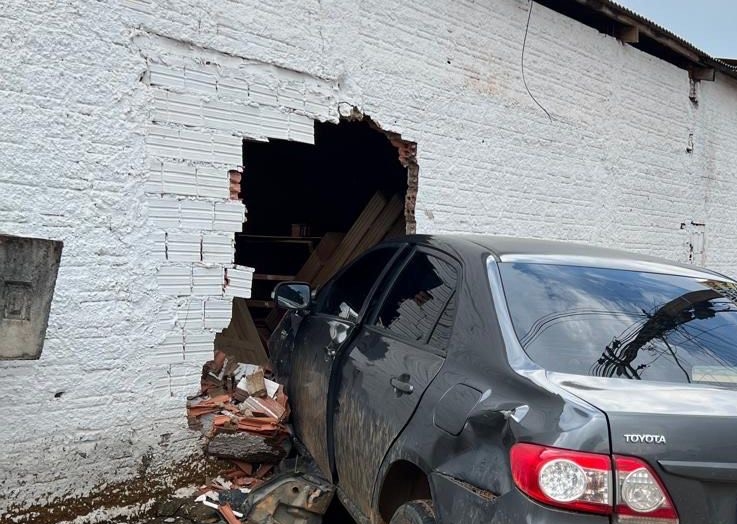 EDIMILSON DOURADO: Vereador reforça urgência na instalação de lombadas em cruzamento na Zona Sul