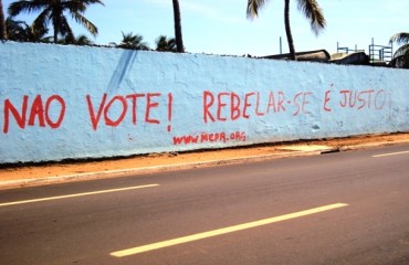 MEPR - Casal do Movimento Estudantil Popular Revolucionário é preso acusado de pichar muro do clube Botafogo na capital