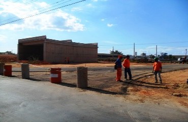 RETROCEDEU – Obra inacabada do viaduto da BR-364 (sentido Cuiabá/MT) terá apenas uma travessia urbana – FOTOS