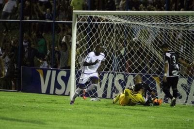 Copa do Brasil: Santos, Botafogo, Atlético-PR e Nacional nas oitavas