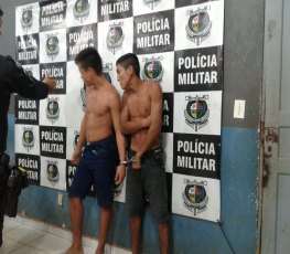 NO TELHADO: Dupla é presa acusada de furto em escola