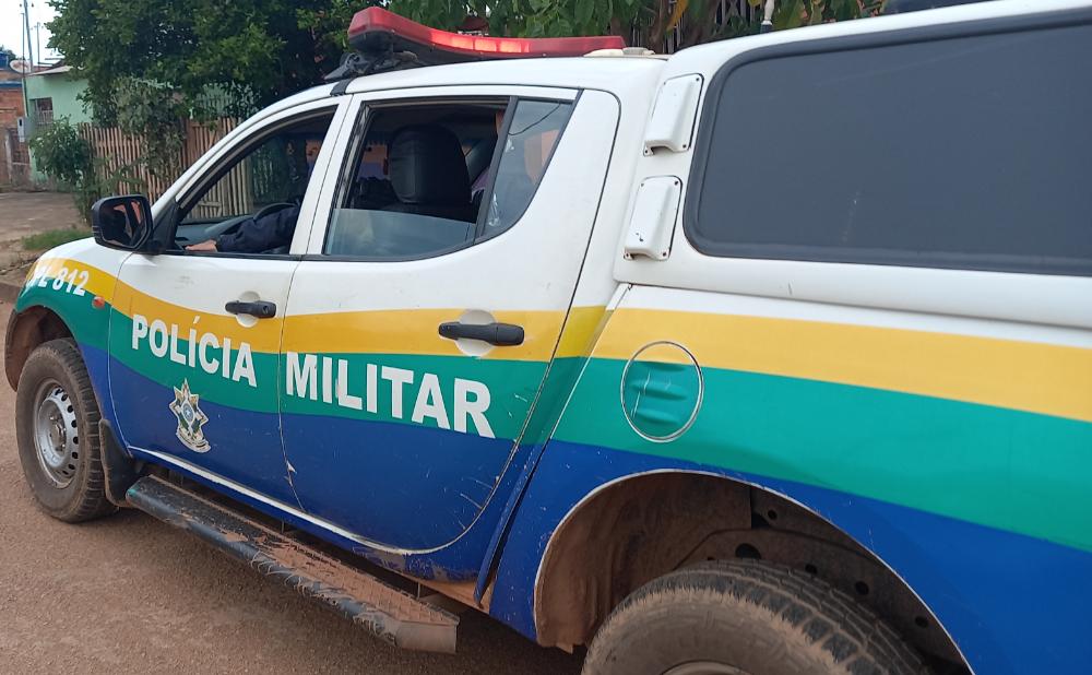 TRISTEZA: Familiares encontram jovem morto em cima de cama em residência na zona Sul