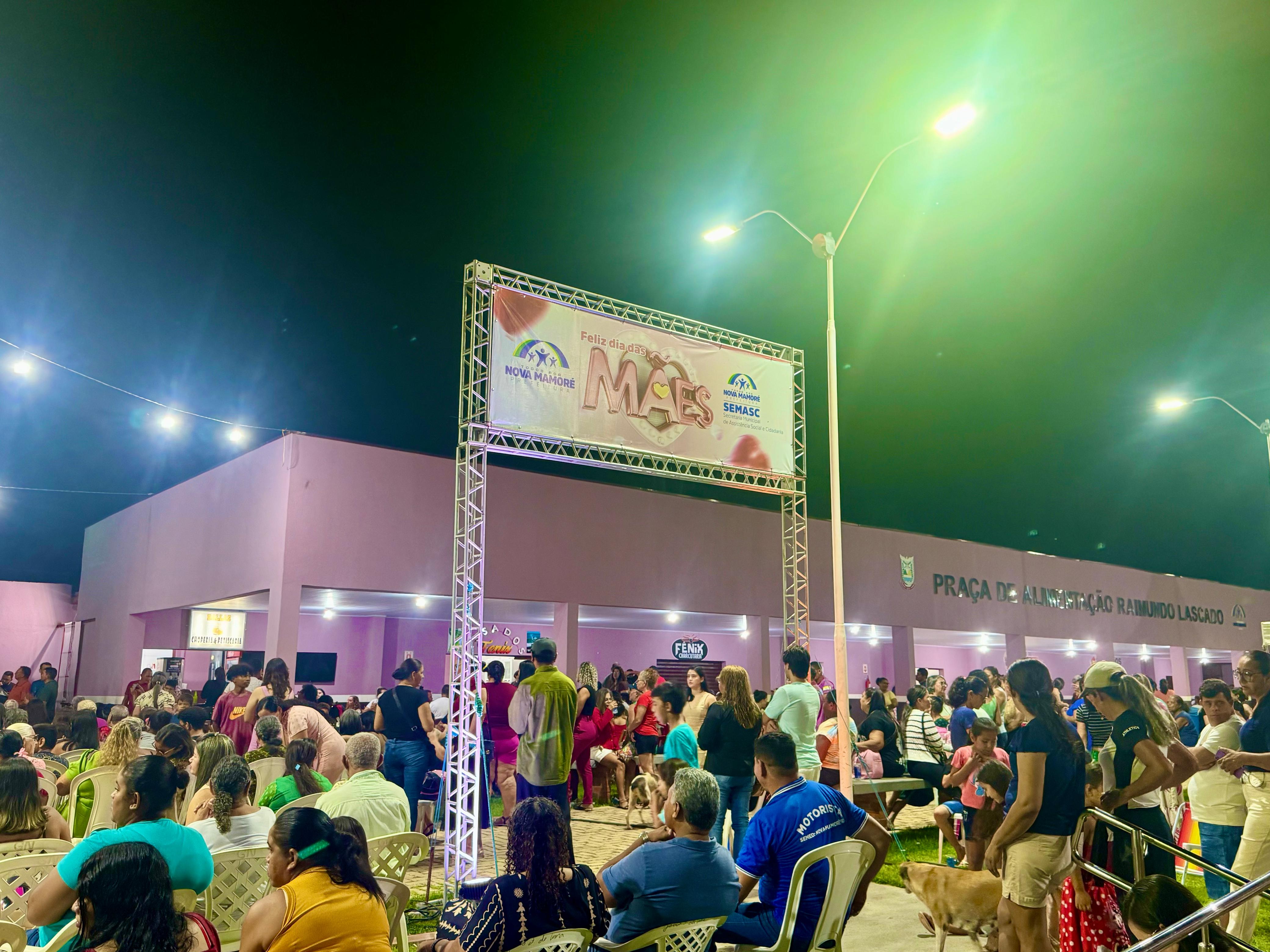 NOVA MAMORÉ: Prefeitura realiza ação de Dia das Mães na Praça Raimundo Lascado