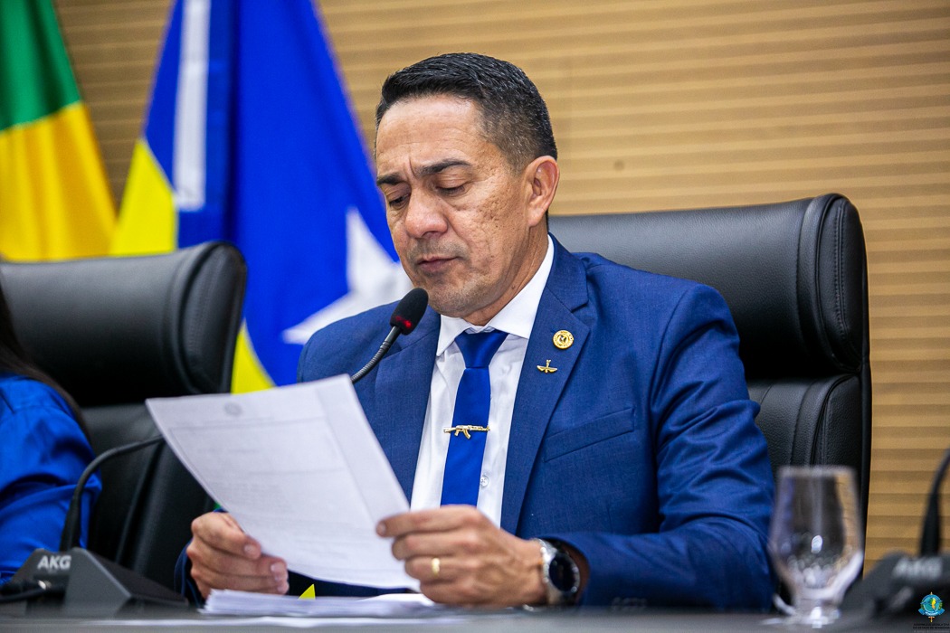 EYDER BRASIL: Deputado propõe câmeras em salas de aula da rede estadual