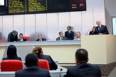 Confúcio conclama deputados a ajudá-lo governar Rondônia