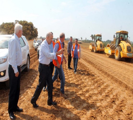 Governador vistoria obras do anel viário em Ji-Paraná e cobra agilidade do DER