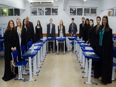 Turma de Direito da UNIR realiza julgamento simulado do STF