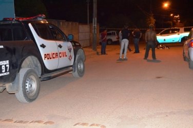 JARU – Homem é executado a tiros em via publica 