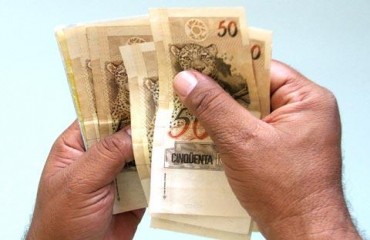 Servidores já podem transferir conta-salário para banco de sua preferência