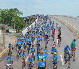 JI-PARANÁ: Cerca de 400 pessoas participam do passeio ciclístico nesta quarta