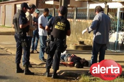 ARIQUEMES - Jovem é executado a tiros  em via pública 