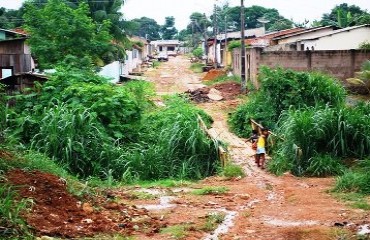 SUJEIRA E DENGUE - Comunidade de bairro da capital afirma que situação é crítica e alarmante – Confira fotos 