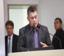 Deputado Edson Martins requer urgência na recuperação da RO-473