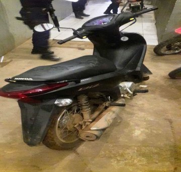 Preso pela COE quando ia vender moto roubada