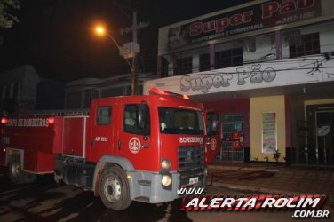 Incêndio atinge residência no Centro da cidade