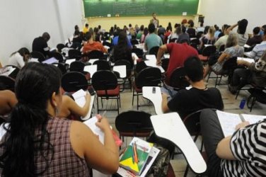 Concursos públicos têm 18,6 mil vagas