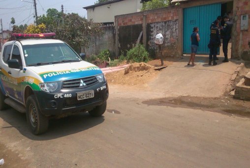  Por causa de ciúme ex-detento leva dois tiros na zona Sul