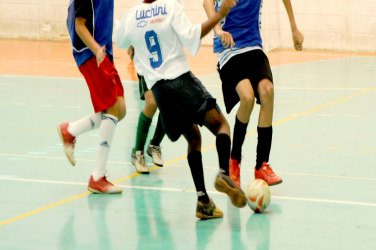 Município cria escolinha de futsal