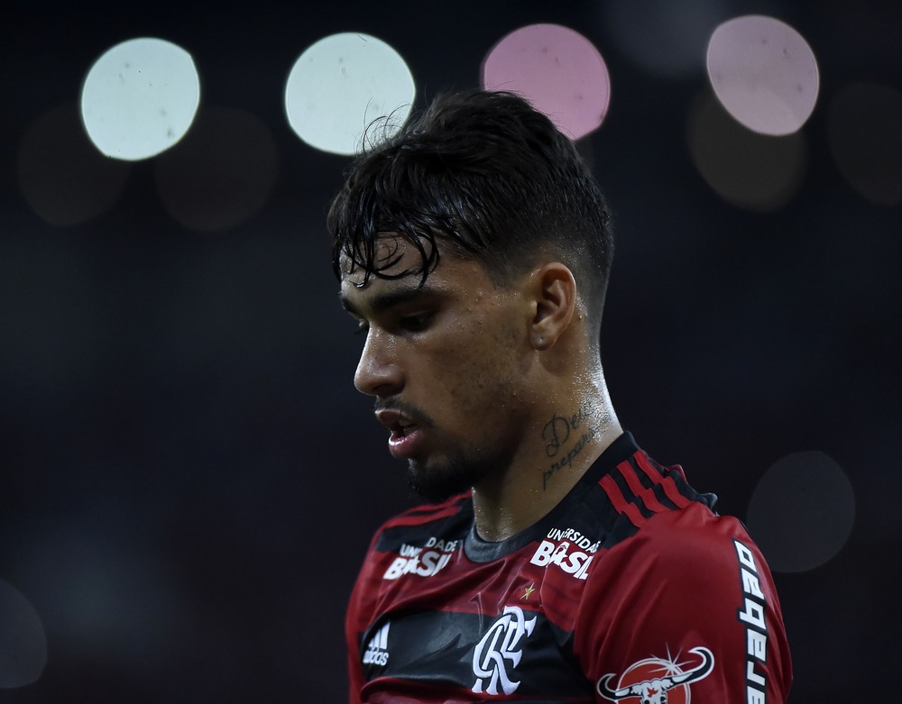 DOIS CARTÕES: Suspenso, Paquetá participou de 26% dos gols do Flamengo em 2018