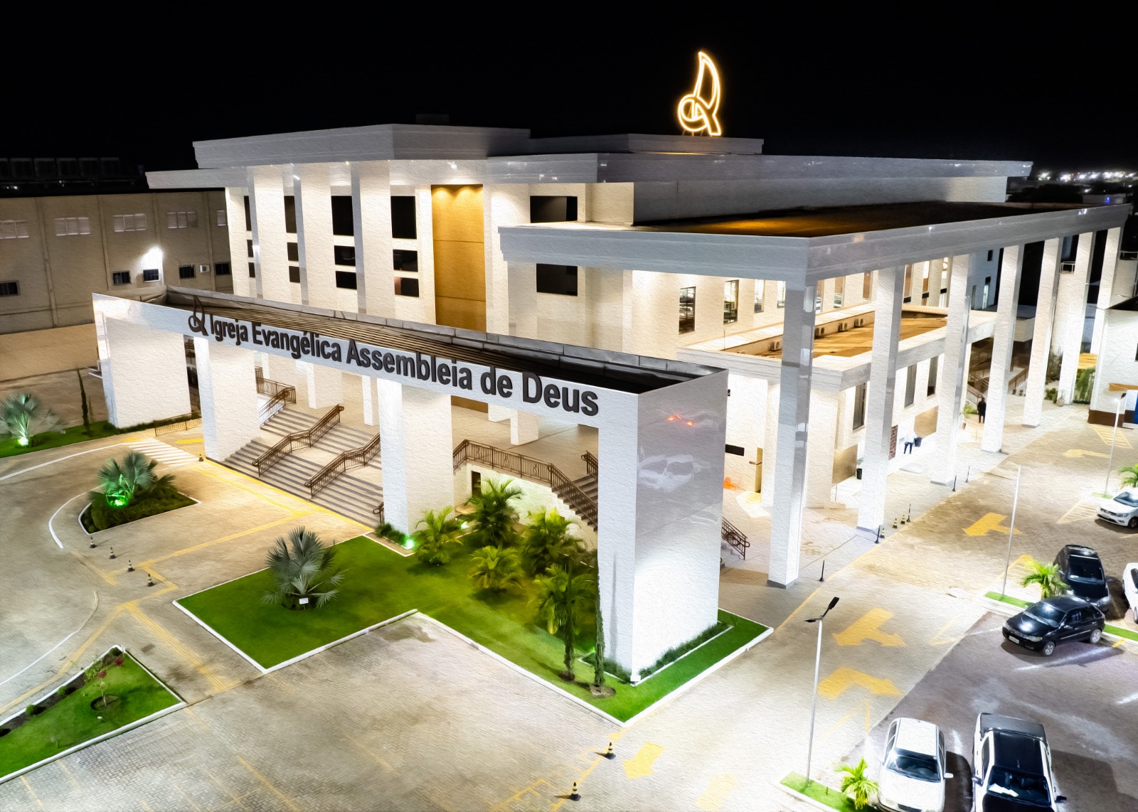 VOTO DE LOUVOR: Assembleia de Deus de Vilhena recebe homenagem do deputado Luizinho Goebel