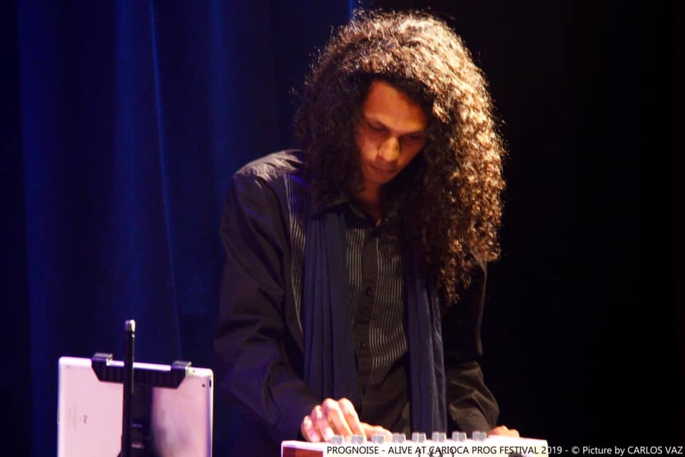 ANDERSON BENVINDO: Rondoniense  apresenta concerto/performance sonora 'Igapós' na Casa Lontra, em Recife