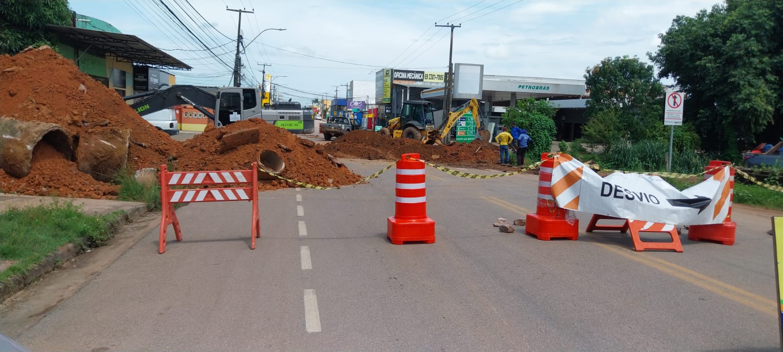 TRÂNSITO: Interditado trecho da Av. Calama em Porto Velho para obra pública; confira desvio