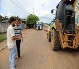 Ruas do setor cinco recebem operação tapa-buracos