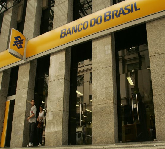 Banco do Brasil troca diretores e planeja demitir 18 mil funcionários