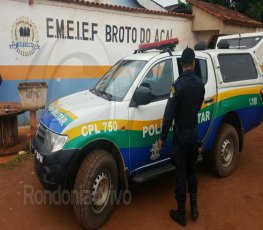 NO OMBRO: Vigilante é baleado em tentativa de roubo em escola