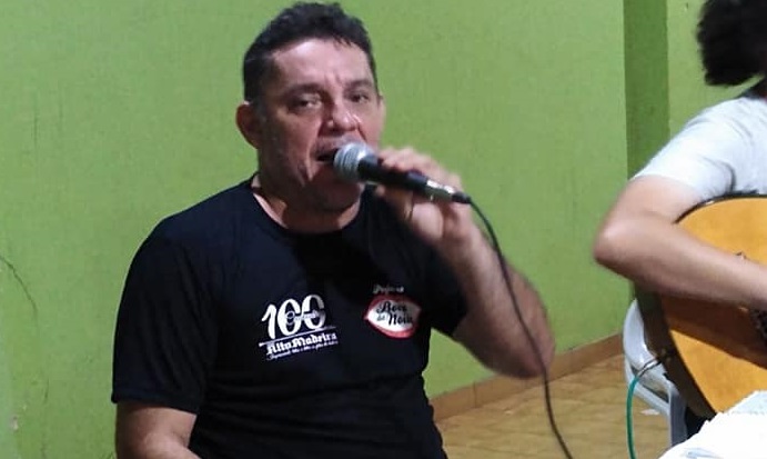 GRATUITO: Sesc promove evento alusivo ao samba, com Edgley Queiroz e banda