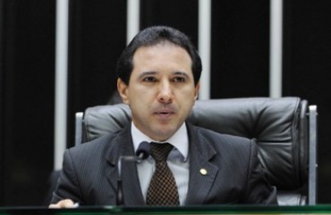 CADEIA - Com medo de ser preso, deputado já pensa em deixar o Brasil