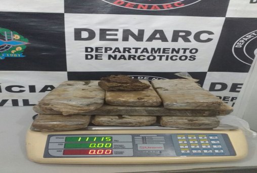 DENARC apreende 11 quilos de maconha em chacara 
