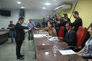 Vereador Júnior Siqueira participa de protesto