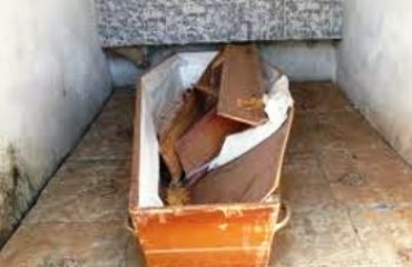 VILHENA - Família revoltada com funerária após alça de caixão quebrar e corpo cair dentro da cova 