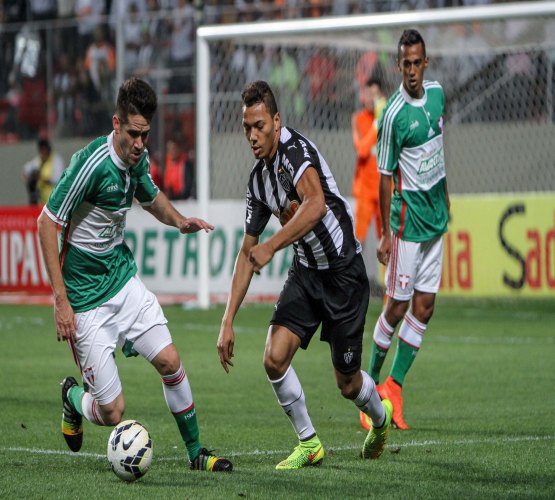 Palmeiras empata e pode ser campeão domingo