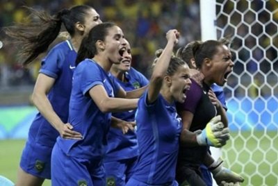 OLIMPÍADAS 2016 - Seleção feminina vence nos pênaltis e vai a semifinal