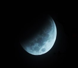 FENÔMENO - Eclipse da Lua pode ser visto hoje em todo o Brasil