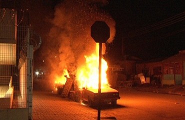 TERRORISMO - Onda de incêndio a veículos aparece na capital e assusta população - FOTOS