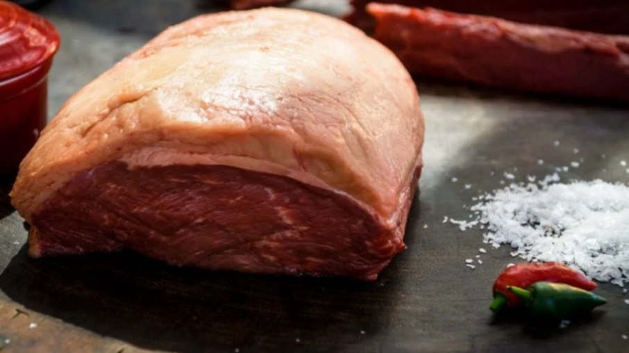 RECORDE: Mesmo com tarifaço, exportação de carne brasileira atinge R$ 9,3 bi