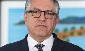 'NÃO SEREMOS LENIENTES': Padilha promete ação contra médicos antivacina