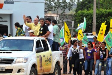 Carreata de Confúcio em Cacoal reúne mais de 250 veículos