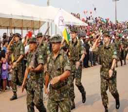 Desfile da Independência terá participação de 14 escolas; haverá ônibus exclusivos para o evento