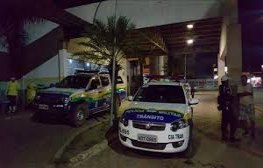 Adolescente sofre tentativa de homicídio ao ser confundido com vizinho