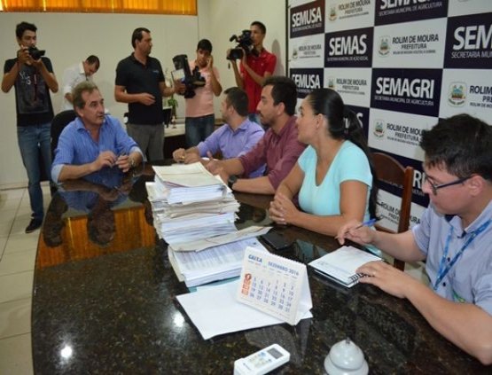 Venda de veículos em espaço público é proibida e pode gerar multa