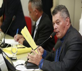 Deputado Edson Martins reivindica melhorias na Linha 3