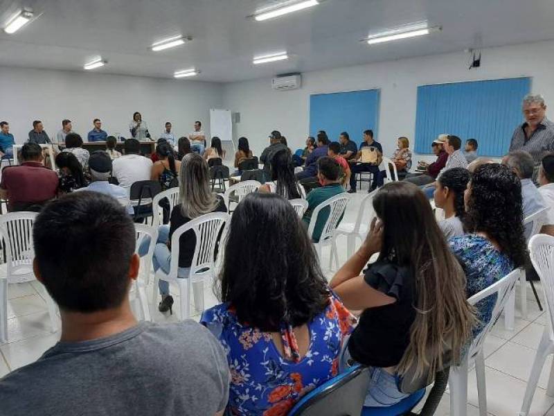 VILHENA: Pros discute “terceira via” para prefeito; empresário é lançado pré-candidato