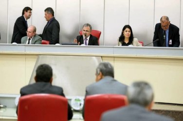 Deputados estaduais cobram maior comprometimento da bancada federal para recuperação da BR 364