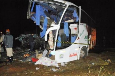 Acidente com ônibus de Ji-Paraná deixa vitimas fatais 