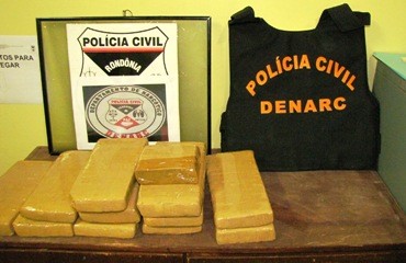 Agentes do DENARC apreendem 11 kg de maconha na capital